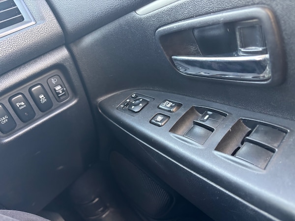Used Mitsubishi ASX 2010 for sale - 75695026: Photo 15
