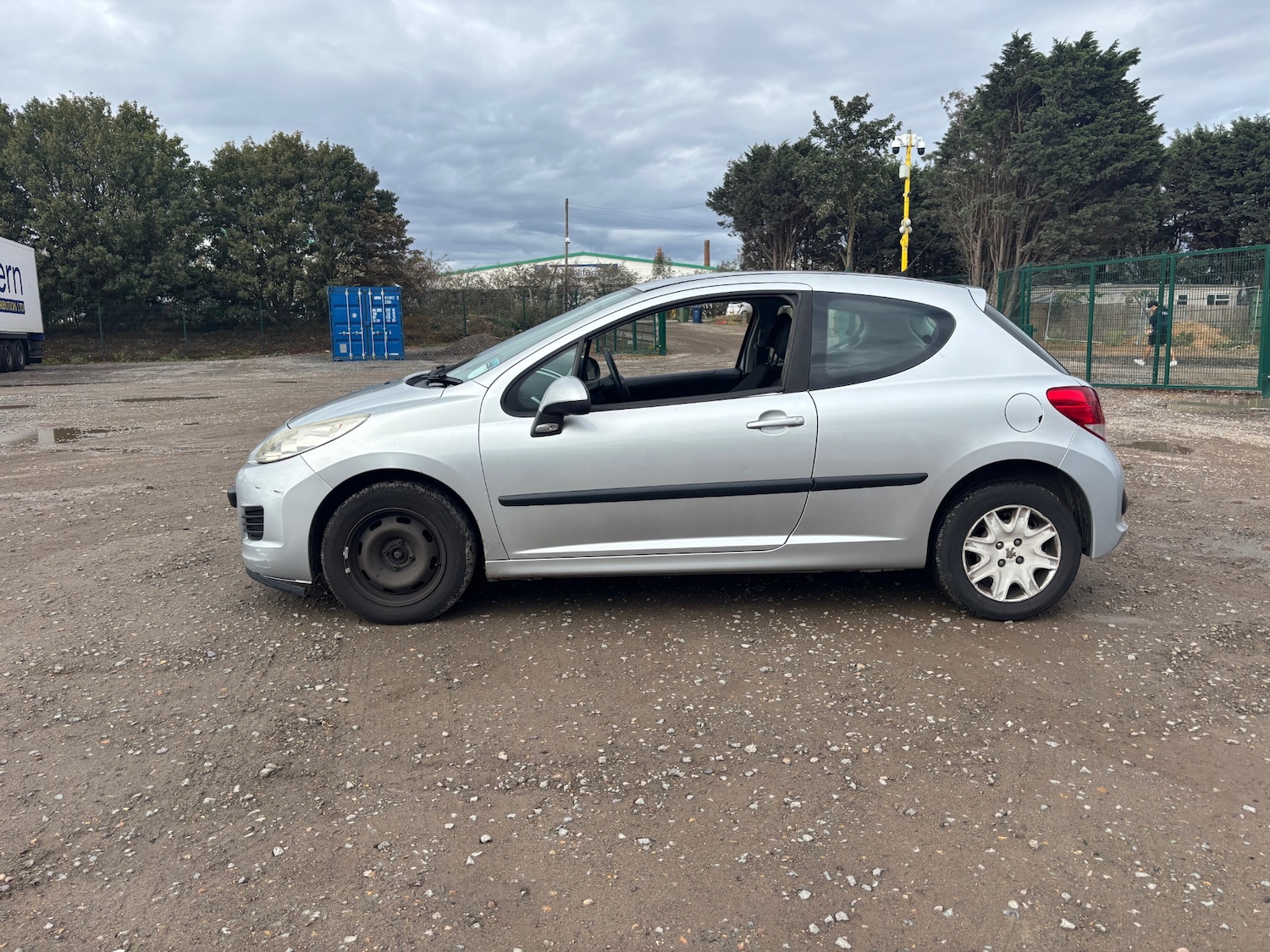 Used Peugeot 207 2009 for sale - 76177888: Photo 6