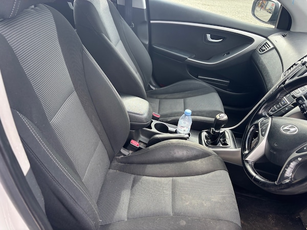 Used Hyundai i30 2012 for sale - 75613782: Photo 12