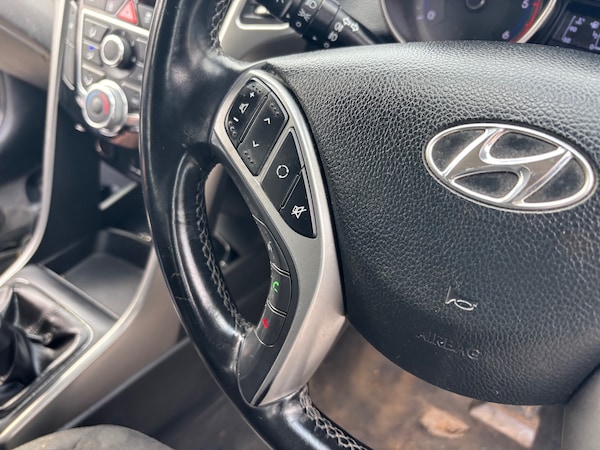 Used Hyundai i30 2012 for sale - 75613782: Photo 15