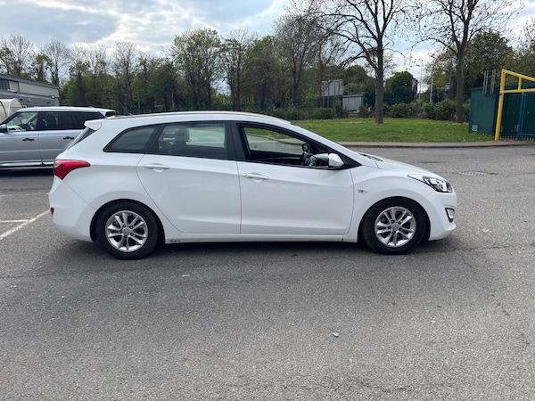 Used Hyundai i30 2012 for sale - 75613782: Photo 2