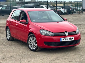Volkswagen - Golf