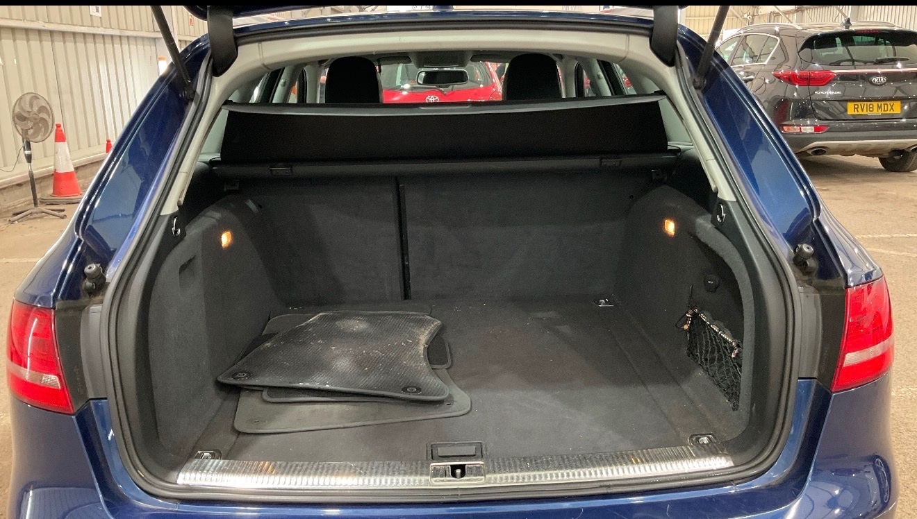 Used Audi A4 2015 for sale - 77926753: Photo 7