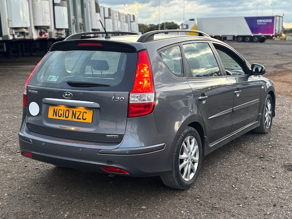 Used Hyundai i30 2010 for sale - 75518189: Photo 2