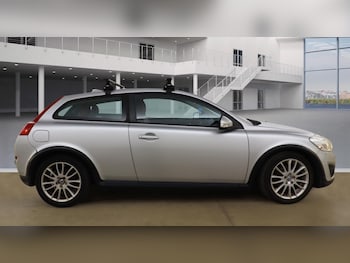 Used Volvo C30 2011 for sale - 75525102: Photo