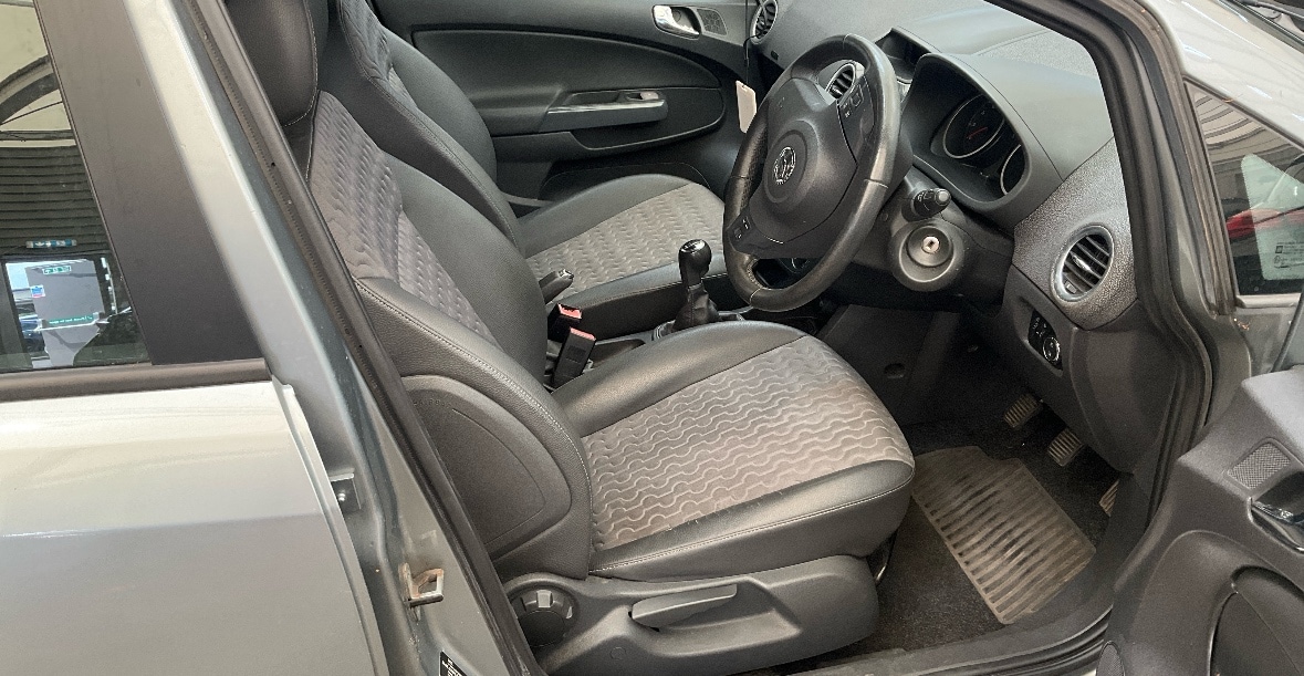 Vauxhall Corsa 2012 (12) - 1.2 SE 5dr - Image 8