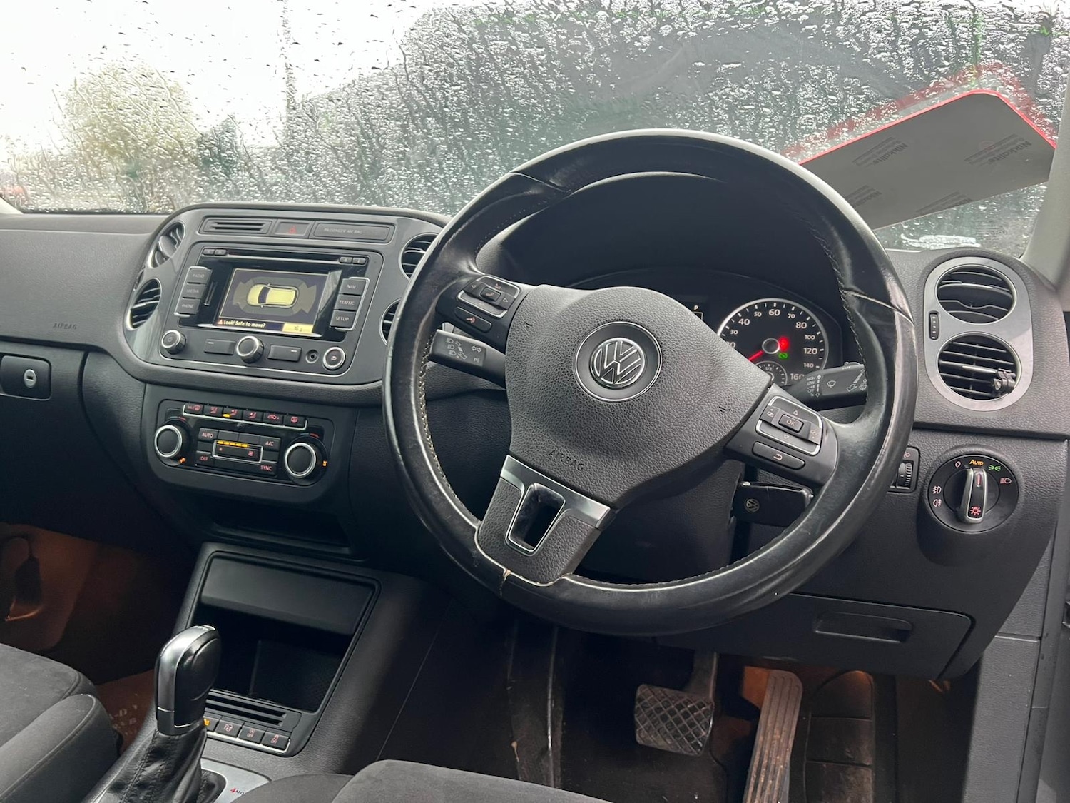 Used Volkswagen Tiguan 2015 for sale - 76822005: Photo 10