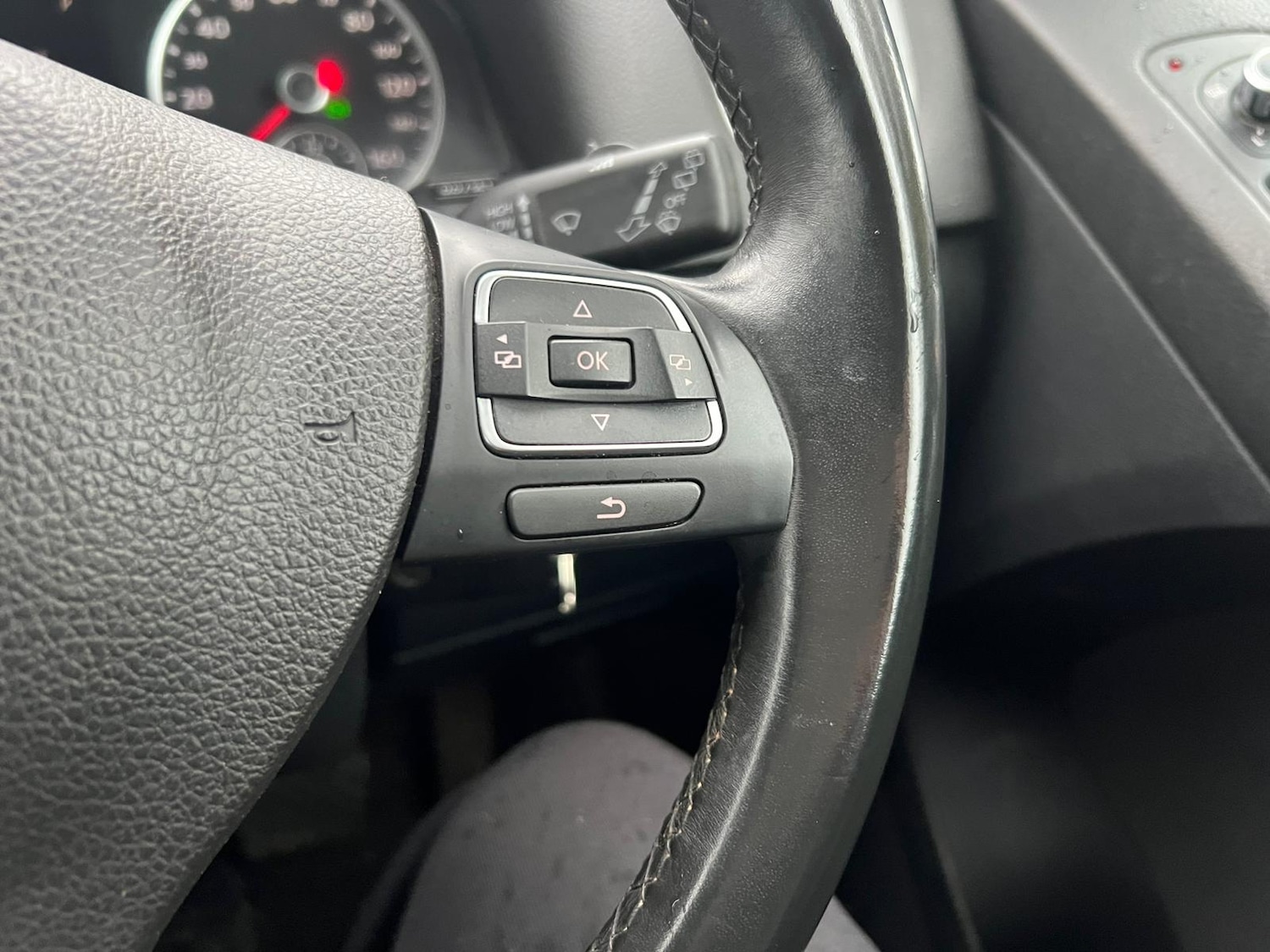 Used Volkswagen Tiguan 2015 for sale - 76822005: Photo 17