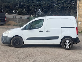 Used Peugeot Partner 2012 for sale - 75529450: Photo