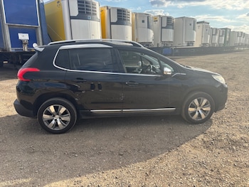 Used Peugeot 2008 2014 for sale - 75518956: Photo