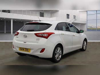Used Hyundai i30 2014 for sale - 76940149: Photo