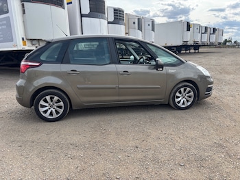 Used Citroen C4 Picasso 2012 for sale - 75525346: Photo