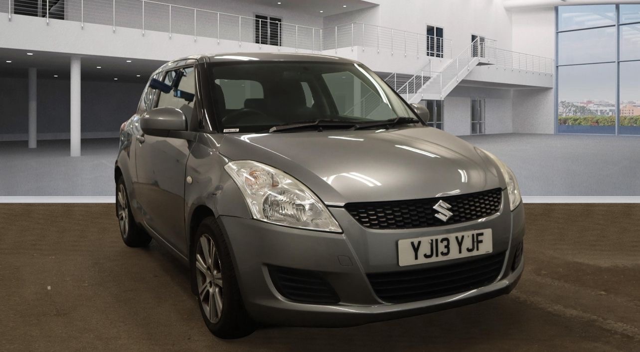 Used Suzuki Swift 2013 for sale - 76319382: Photo 1