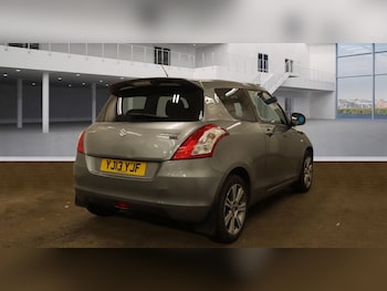 Used Suzuki Swift 2013 for sale - 76319382: Photo