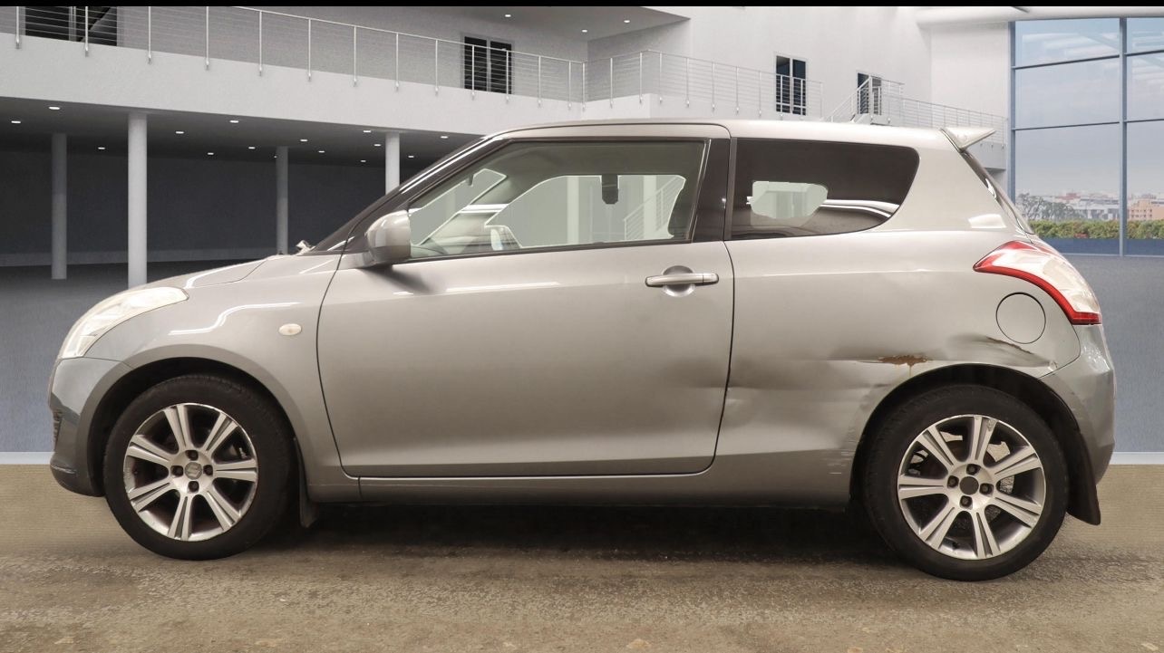 Used Suzuki Swift 2013 for sale - 76319382: Photo 5