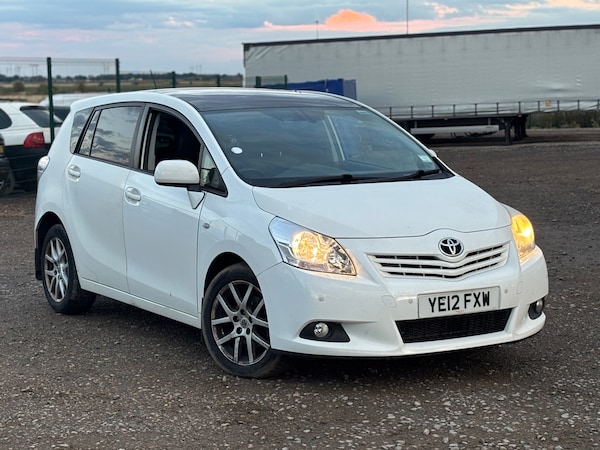 Used Toyota Verso 2012 for sale - 75521447: Photo 1