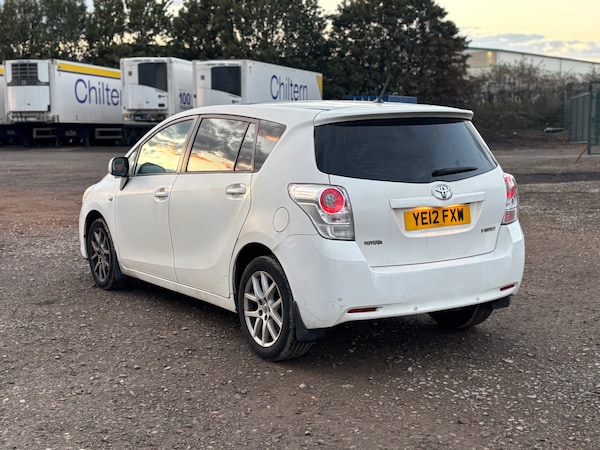 Used Toyota Verso 2012 for sale - 75521447: Photo 5