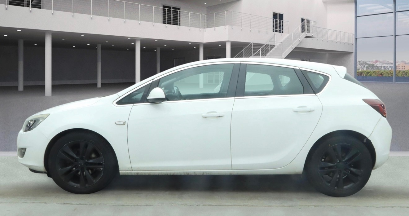 Used Vauxhall Astra 2011 for sale - 77578402: Photo 6