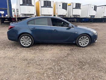 Used Vauxhall Insignia 2016 for sale - 75614506: Photo