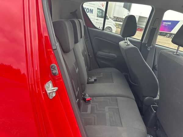 Used Suzuki Splash 2012 for sale - 75523990: Photo 9