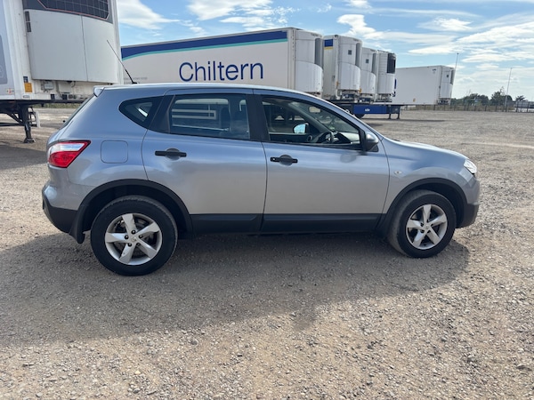 Used Nissan Qashqai 2011 for sale - 75525119: Photo 2