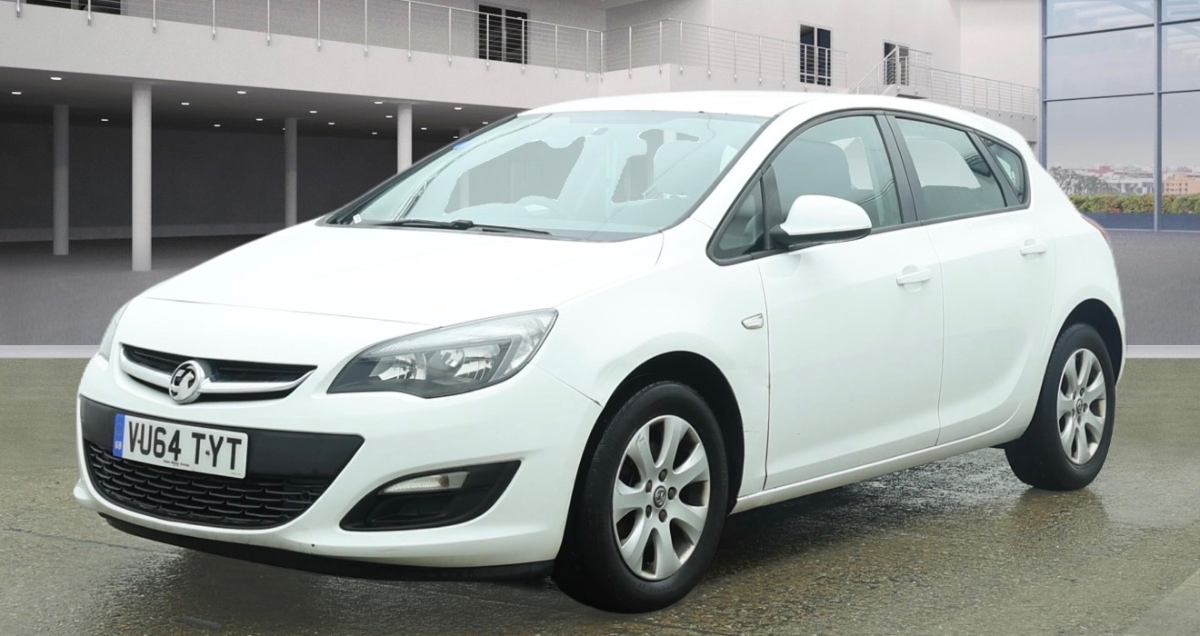 Used Vauxhall Astra 2014 for sale - 77982881: Photo 2
