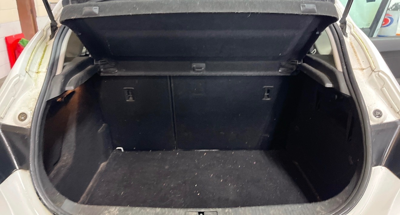 Used Vauxhall Astra 2014 for sale - 77982881: Photo 7