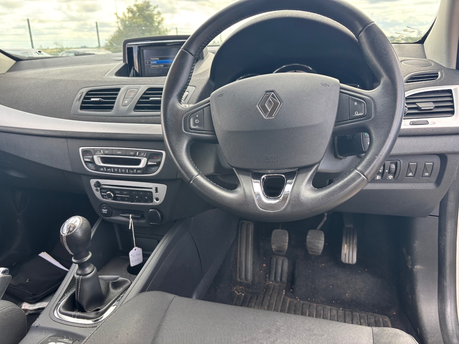 Used Renault Megane 2014 for sale - 77357586: Photo 11