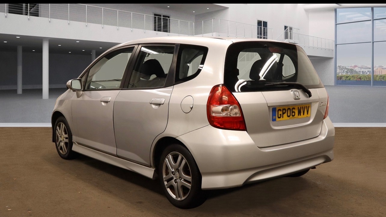 Used Honda Jazz 2006 for sale - 76517916: Photo 3