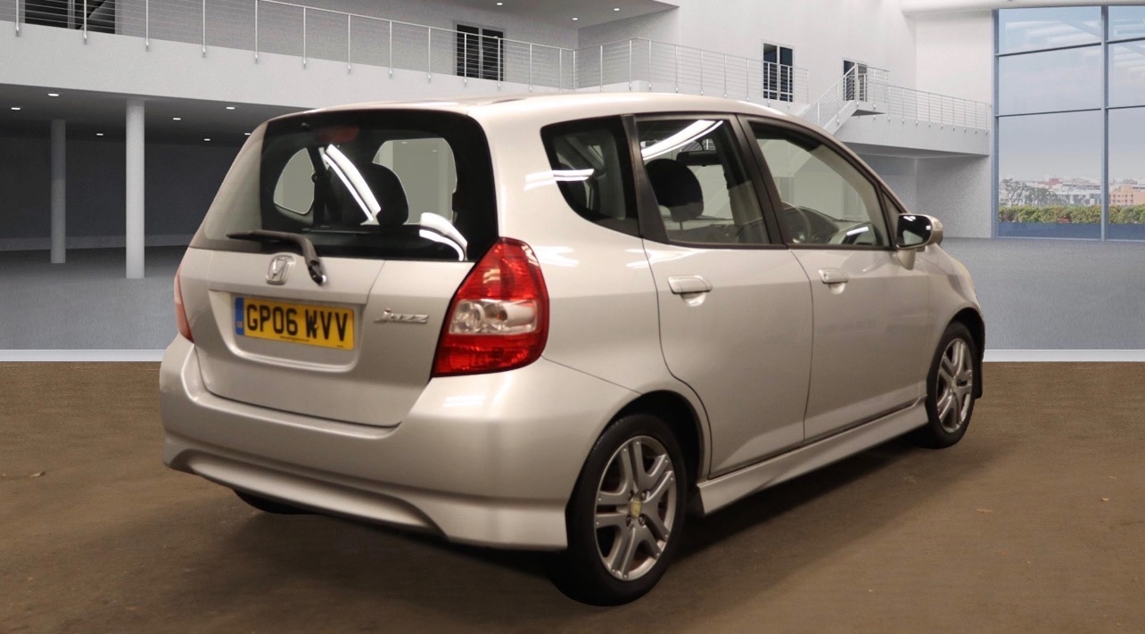 Used Honda Jazz 2006 for sale - 76517916: Photo 4