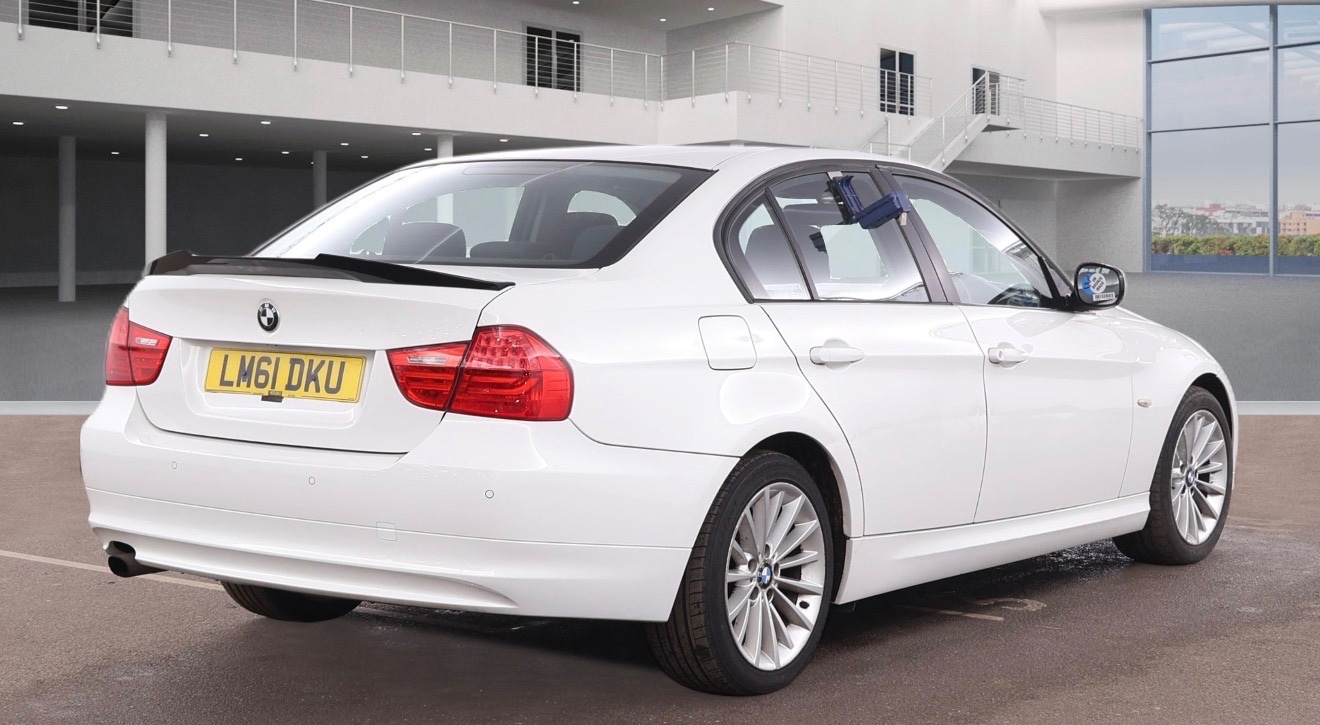 Used BMW 3 Series 2011 for sale - 77543386: Photo 4