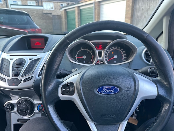 Used Ford Fiesta 2009 for sale - 75620068: Photo 13