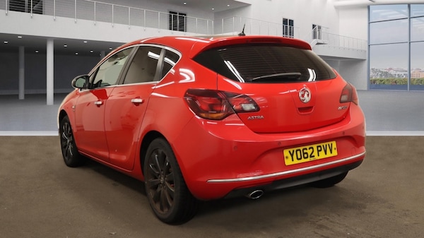 Used Vauxhall Astra 2012 for sale - 75613766: Photo 3