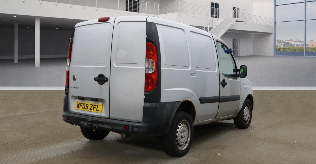 Used Fiat Doblo 2009 for sale - 76518000: Photo 4