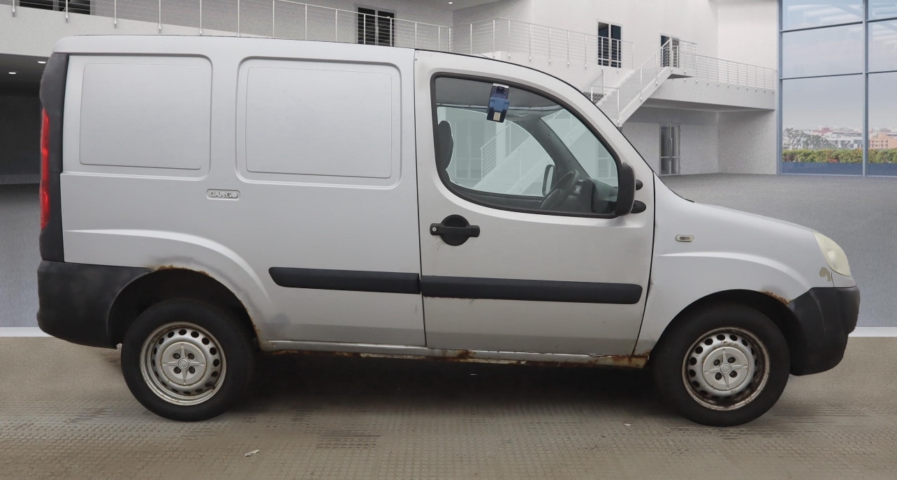Used Fiat Doblo 2009 for sale - 76518000: Photo 5