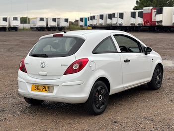 Used Vauxhall Corsa 2011 for sale - 75612792: Photo