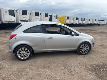 Used Vauxhall Corsa 2012 for sale - 75524290: Photo