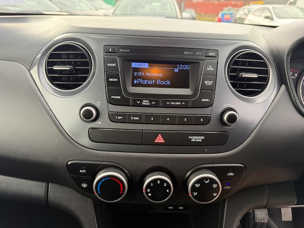 Used Hyundai i10 2018 for sale - 76185757: Photo 13