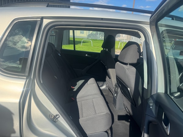 Used Volkswagen Tiguan 2011 for sale - 75988237: Photo 4