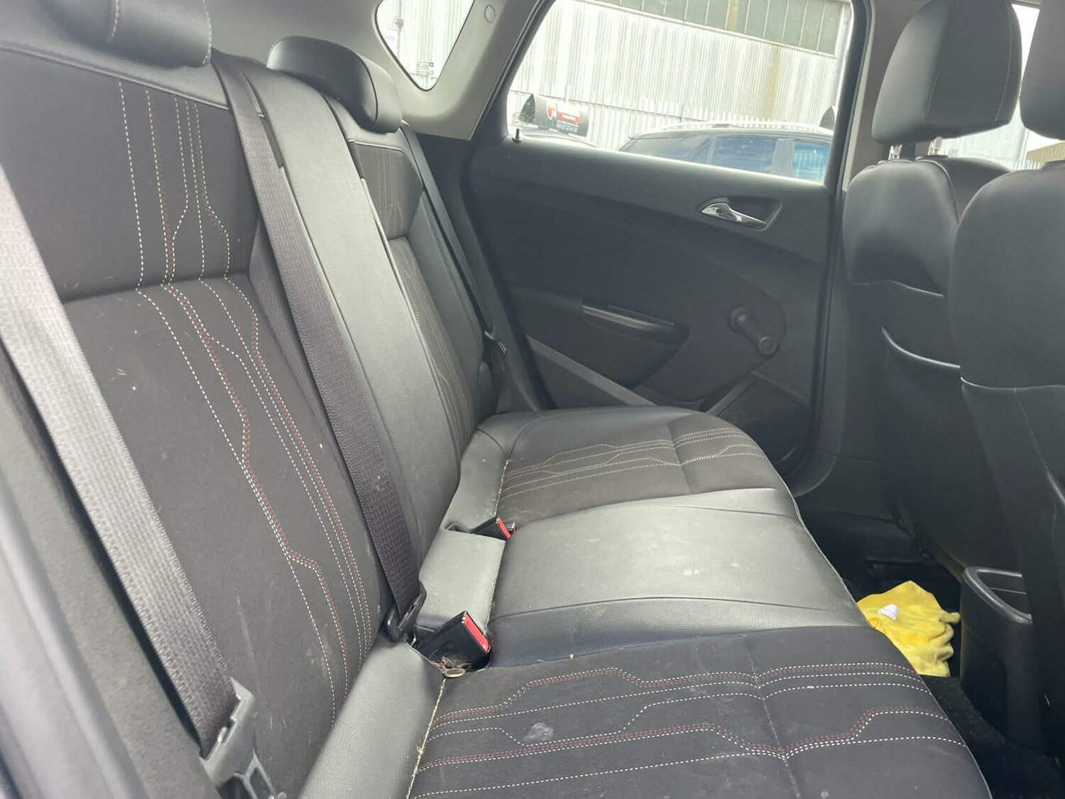 Used Vauxhall Astra 2012 for sale - 78199047: Photo 8