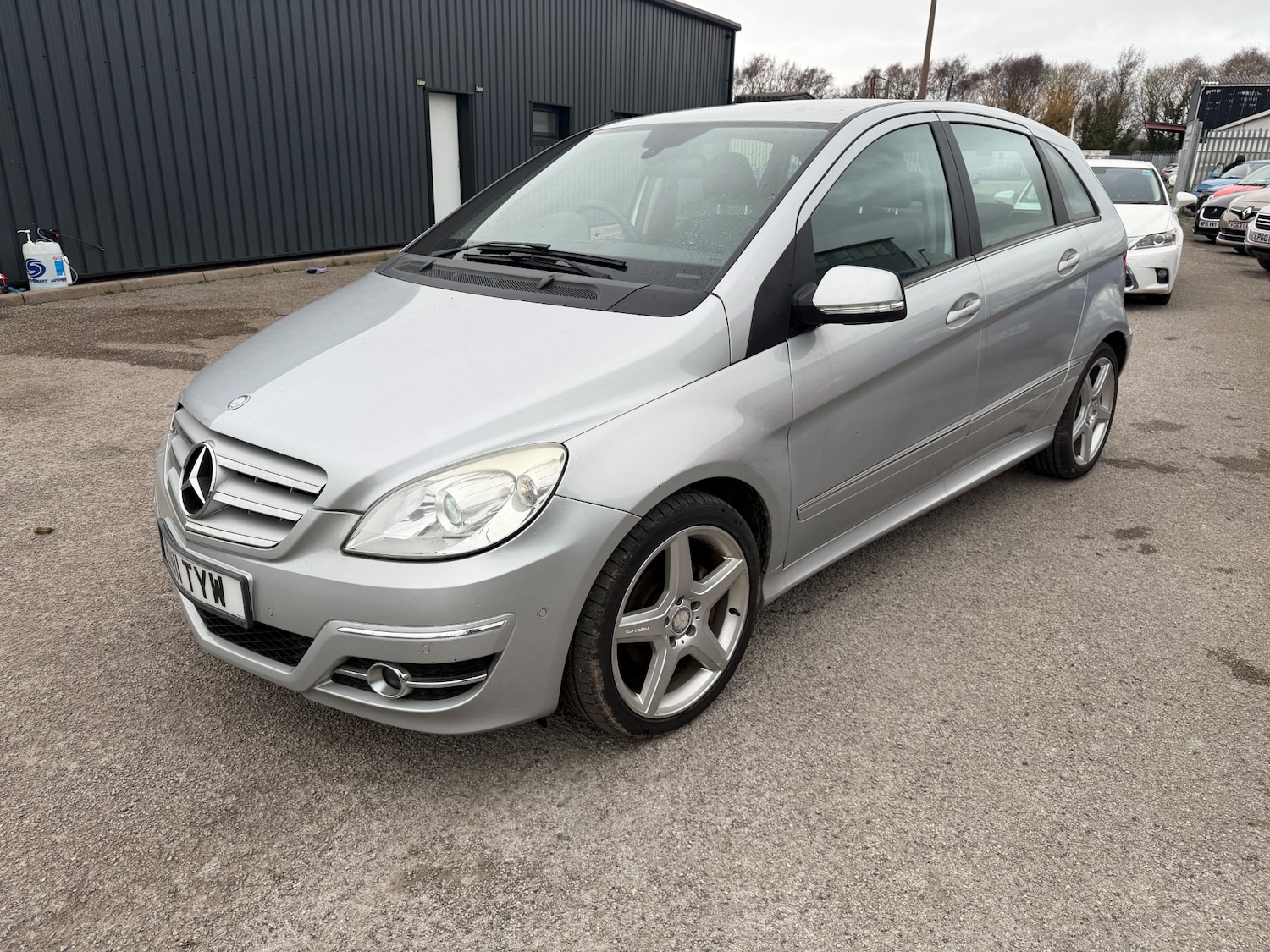 Used Mercedes-Benz B Class 2011 for sale - 77849073: Photo 3