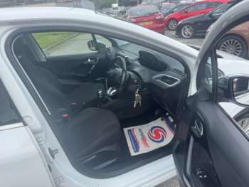 Used Peugeot 208 2017 for sale - 75339379: Photo