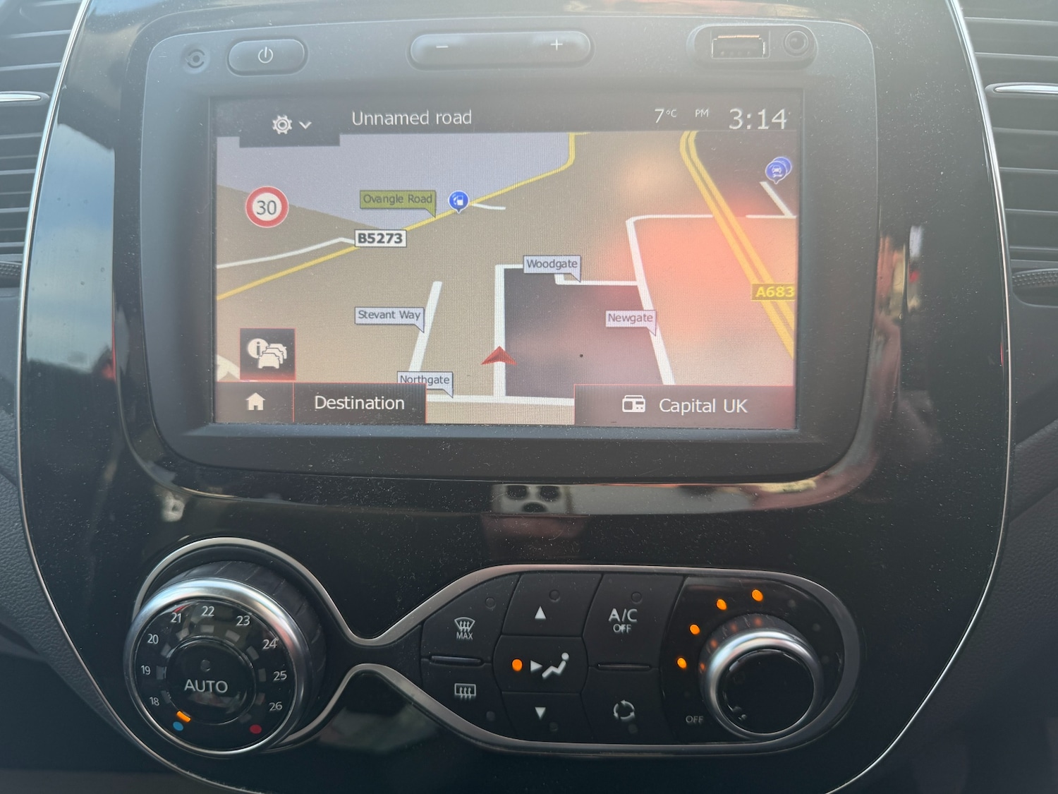 Used Renault Captur 2017 for sale - 77385557: Photo 12