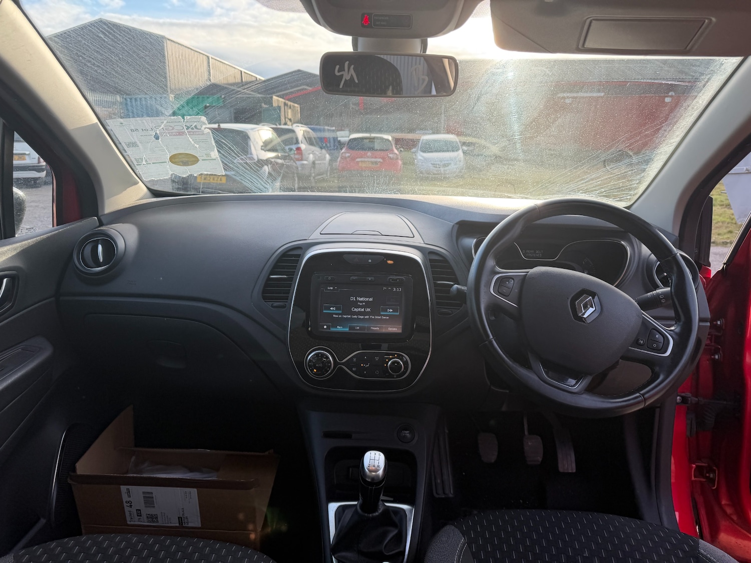 Used Renault Captur 2017 for sale - 77385557: Photo 8