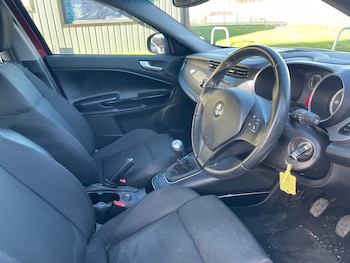 Used Alfa Romeo Giulietta 2012 for sale - 77008416: Photo