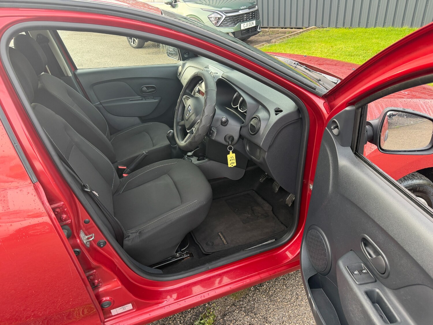 Used Dacia Sandero 2017 for sale - 76526146: Photo 8