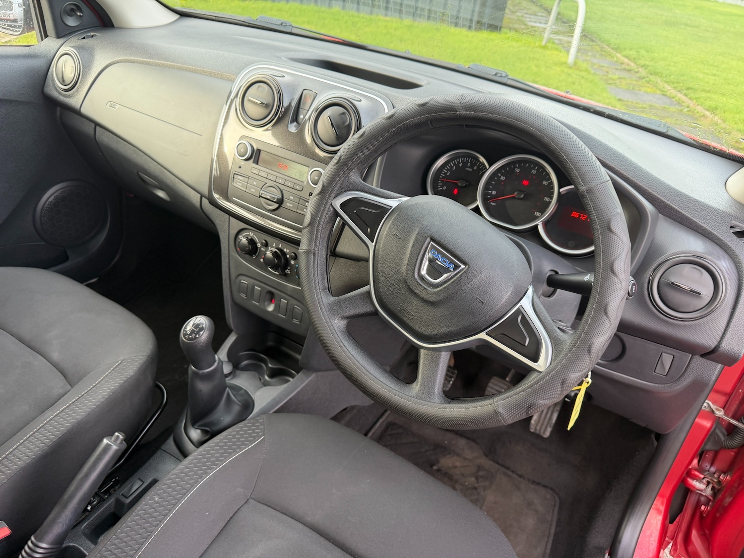 Used Dacia Sandero 2017 for sale - 76526146: Photo 9