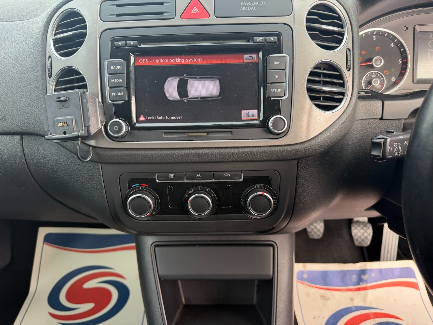 Used Volkswagen Tiguan 2011 for sale - 77643974: Photo 12