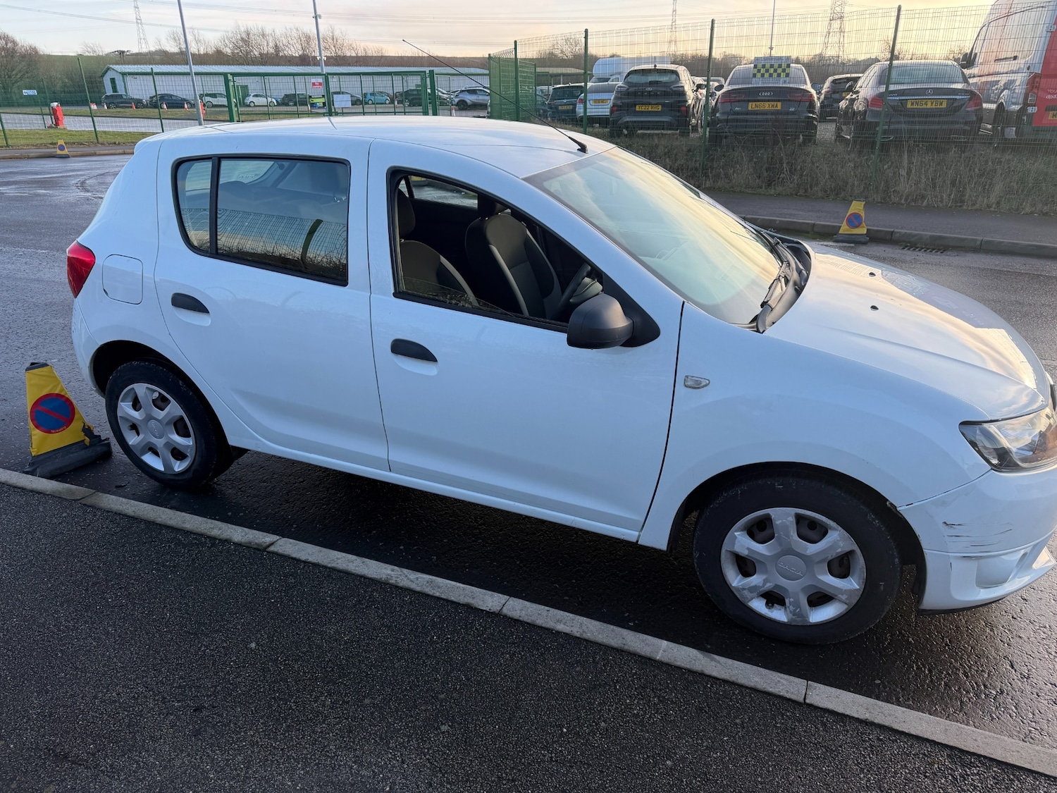 Used Dacia Sandero 2016 for sale - 77228291: Photo 4