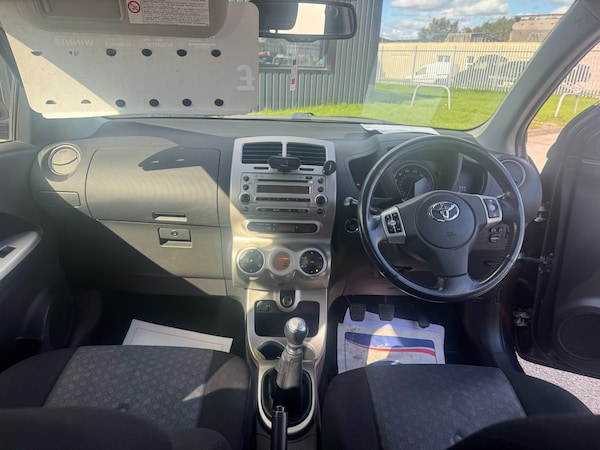 Used Toyota Urbancruiser 2009 for sale - 75677213: Photo 9
